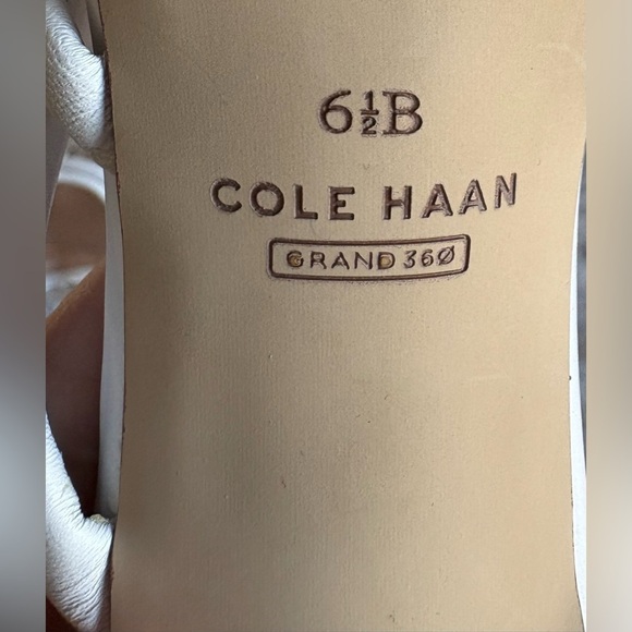 NEW w/Tags Cole Haan Women's Adella White Dress Sandals Size 6.5 - Picture 3 of 8